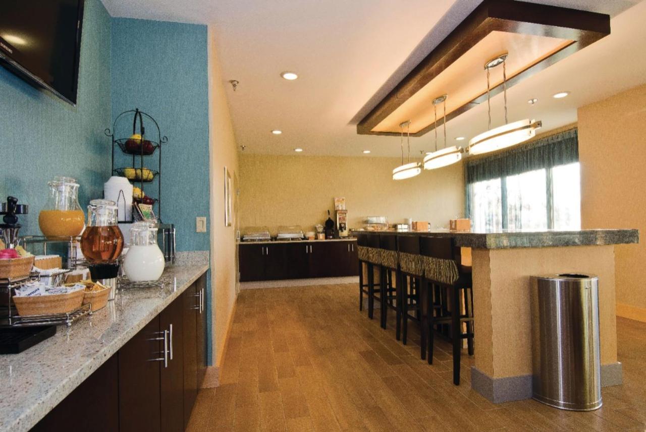 La Quinta Inn & Suites By Wyndham 马里斯维尔 外观 照片