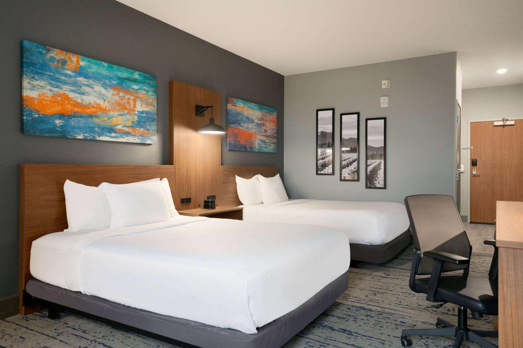 La Quinta Inn & Suites By Wyndham 马里斯维尔 外观 照片